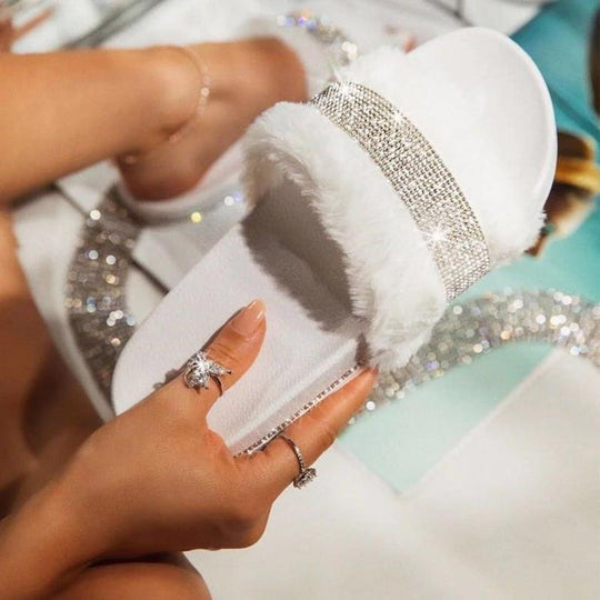 Damen Glamouröse Hausschuhe mit funkelnden Strass-Applikationen EB