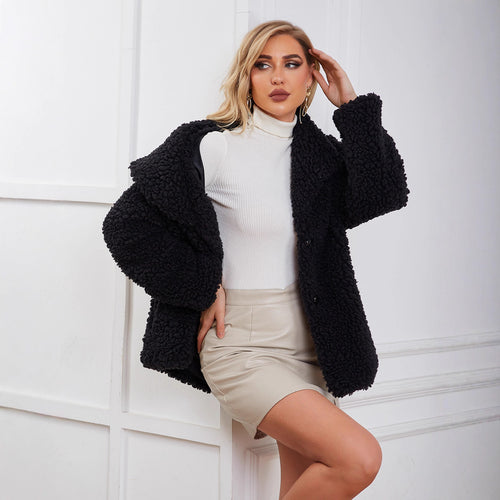 Damen Flauschige Teddyjacke mit elegantem Schnitt und praktischen Taschen EB
