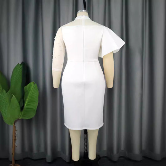 Damen Cocktailkleid mit asymmetrischem Rüschendesign und dekorativen Perlenakzenten EB