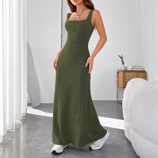 Damen Maxikleid mit figurbetonendem Schnitt und raffinierten Rippstrukturen EB