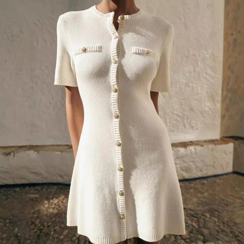 Damen Strickkleid mit Knopfleiste und dekorativen Taschen EB
