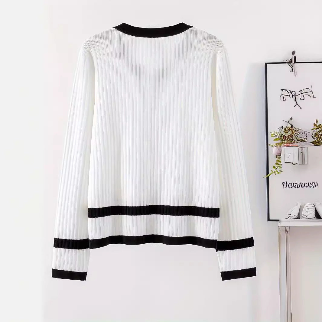 Damen modische Strickjacke im lässigen Schnitt mit Knopfleiste EB