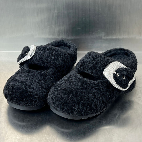 Damen Flauschige Hausschuhe mit modischem Schnallen-Design EB