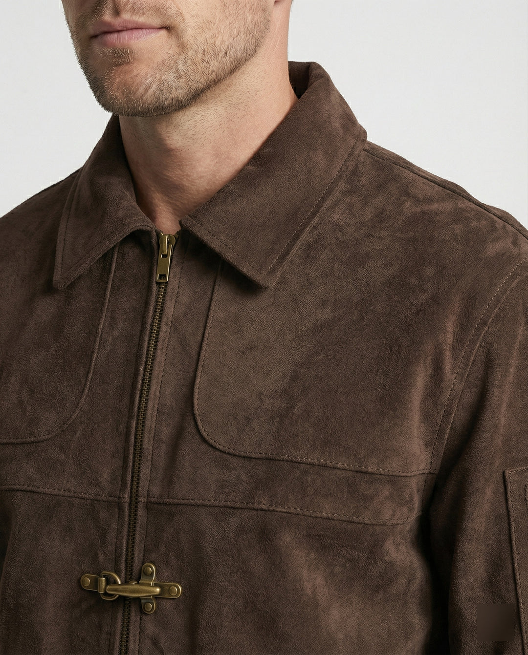 Herren kastige Velourslederjacke mit hohem Kragen Hakenverschluss und Ärmeltasche EB