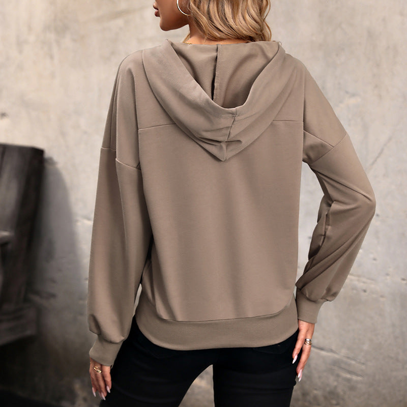 Damen Kapuzenpullover mit überschnittenen Schultern und Knopfdetails EB