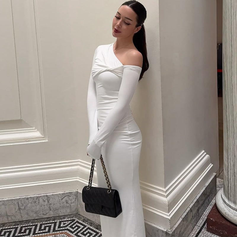 Damen Elegantes langärmliges Kleid mit asymmetrischem Ausschnitt EB