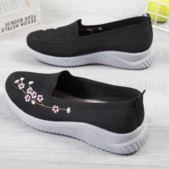 Damen Slip-On Freizeitschuhe mit luftdurchlässiger Oberflächenstruktur und floralem Dekor EB