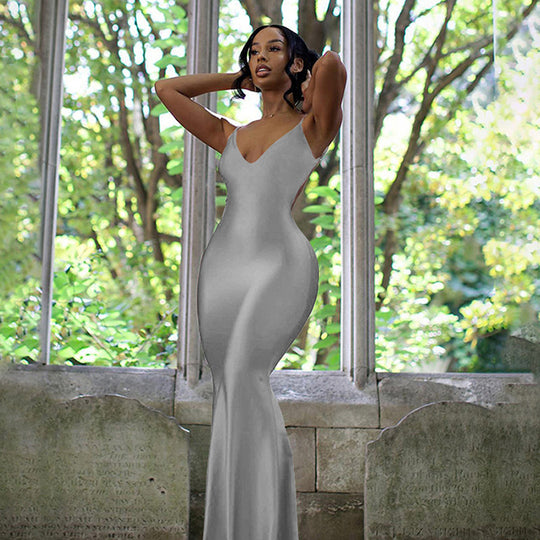 Damen elegantes figurbetontes Abendkleid mit Spaghettiträgern und fließendem Schnitt EB