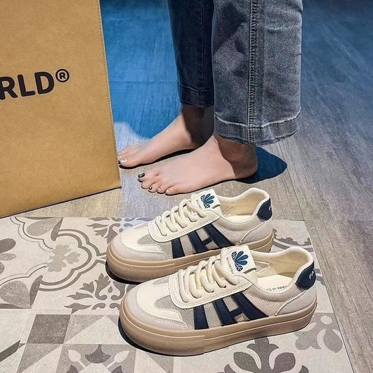 Damen Freizeitsneaker mit stilvollen Details und bequemer Sohle EB