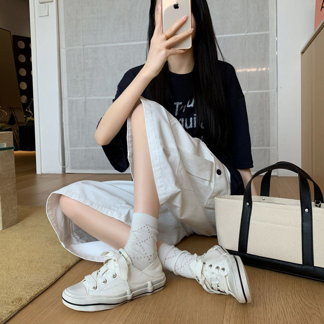 Damen Sneakers im klassischen Retro-Design mit trendigen Schnürdetails und bequemer Sohle EB
