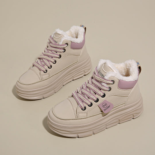 Damen High-Top Sneakers mit kuscheligem Innenfutter und stark profilierten Sohlen EB