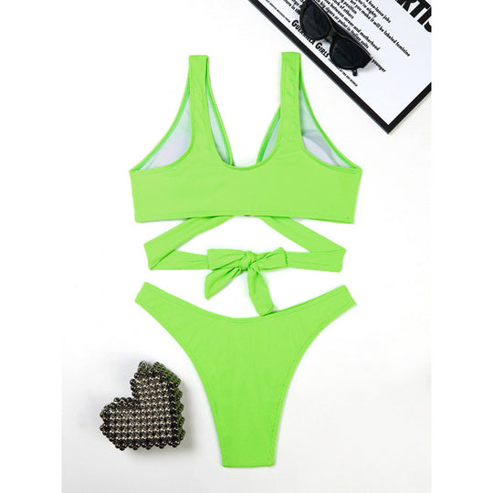 Damen Bikini-Set mit innovativem Schnitt und anpassbarem Knotendetail EB