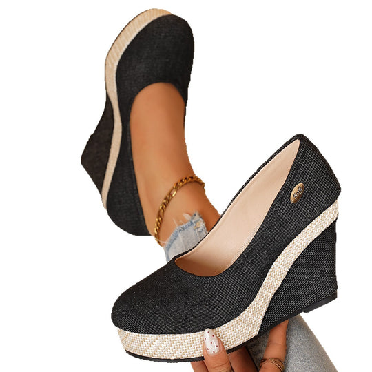 Damen Wedge-Pumps mit schnallenverziertem Fesselriemen und geflochtenem Absatz EB