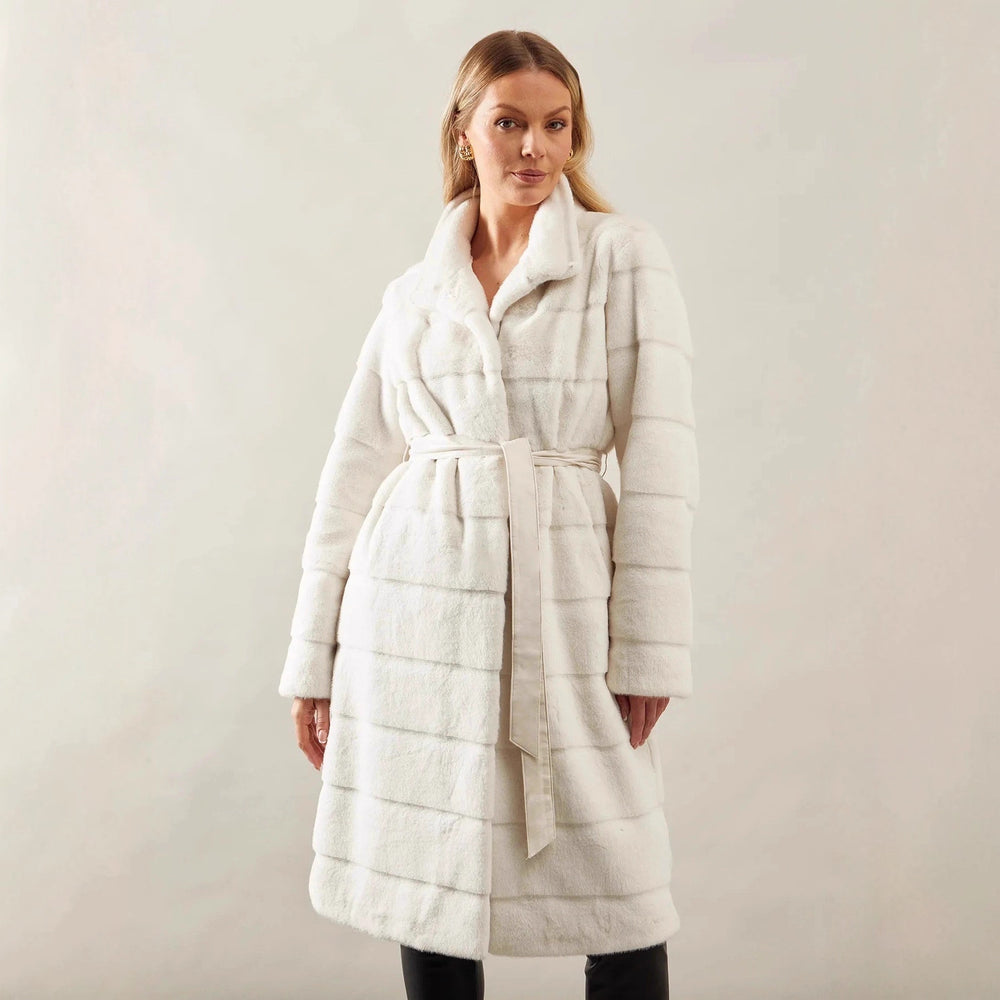 Damen Markante Kuscheljacke mit eingefasstem Gürtel EB