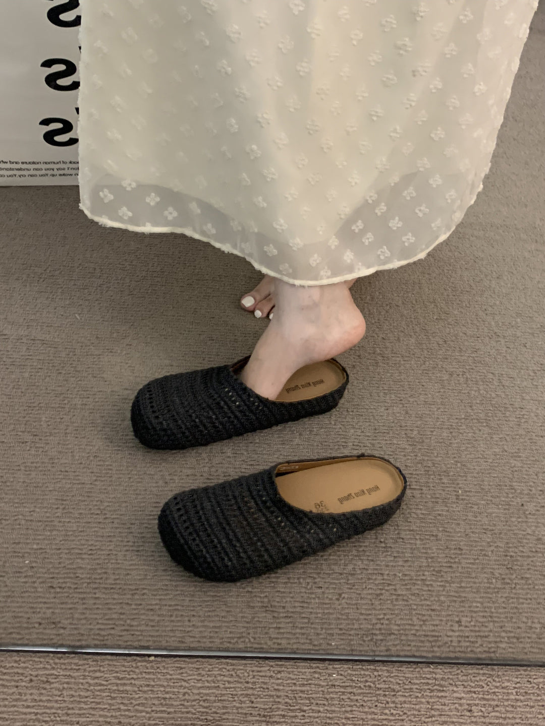 Damen bequeme Slipper aus atmungsaktivem Textilmaterial EB