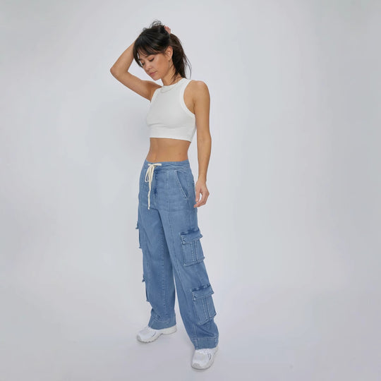 Damen Cargo-Jeans mit weiten Beinen und praktischen Taschen EB