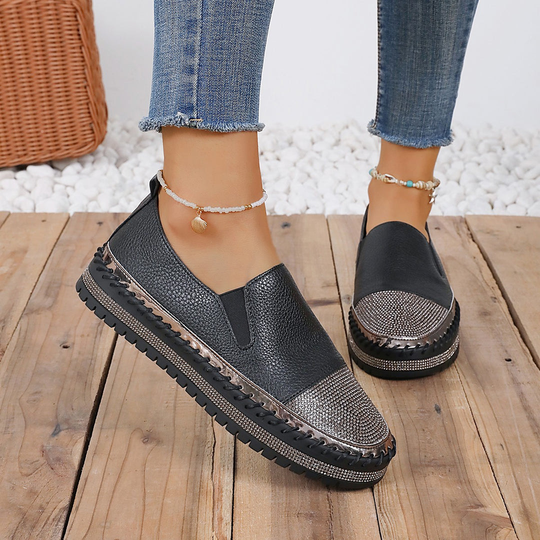 Damen Slip-On Plateau-Slipper mit Strassbesatz, elastischem Einstieg und profilierter Gummisohle EB