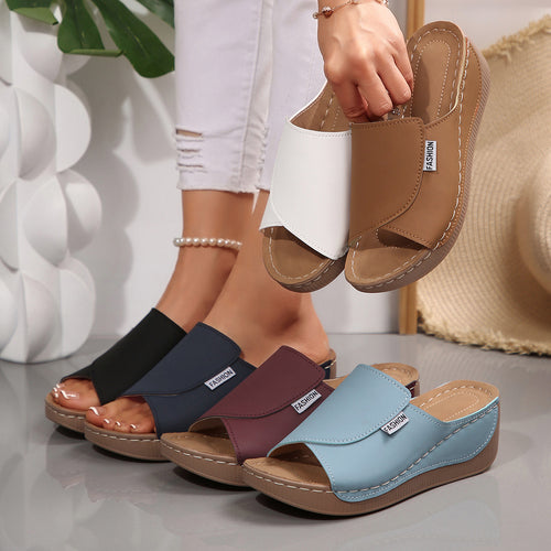 Damen modische Clogs mit komfortabler Hochplateau-Sohle und eleganter Riemenführung EB