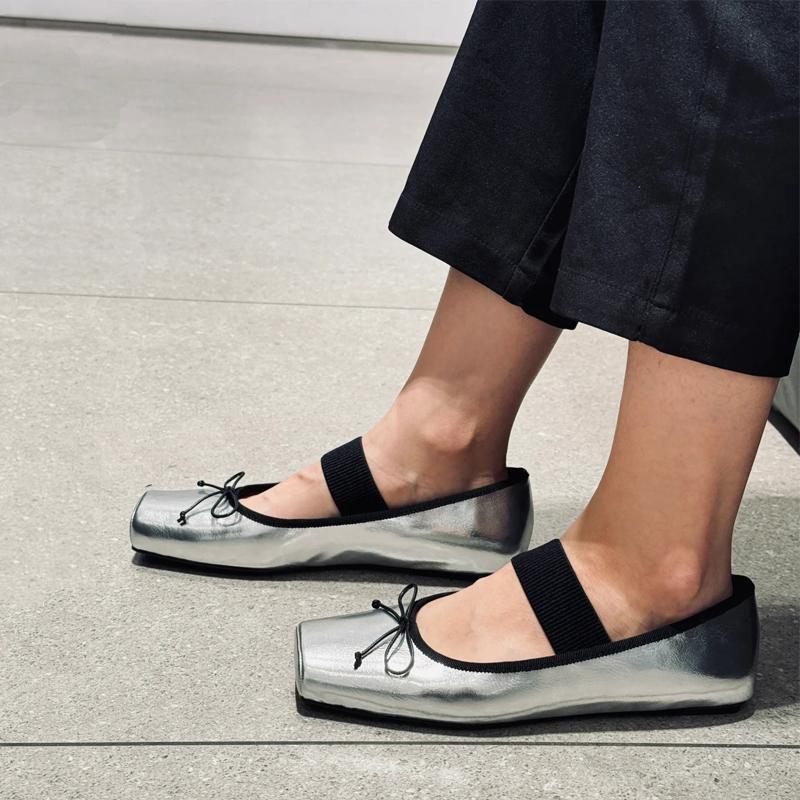 Damen Ballerinas aus hochwertigem Kunstleder mit eleganten Schleifendetails EB