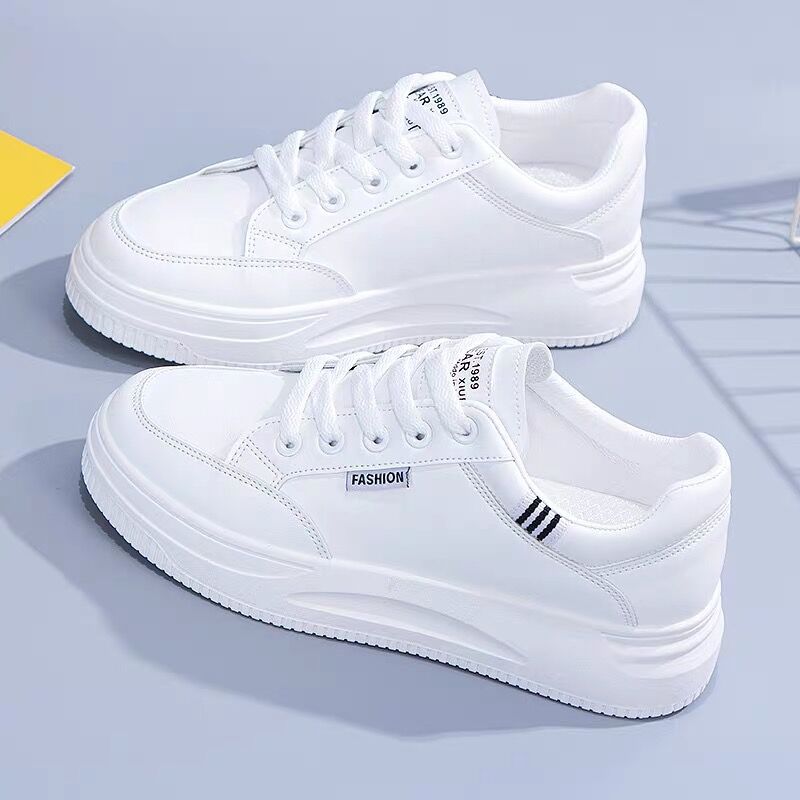 Damen Sportliche Sneakers mit modernem Design und atmungsaktiver Sohle EB