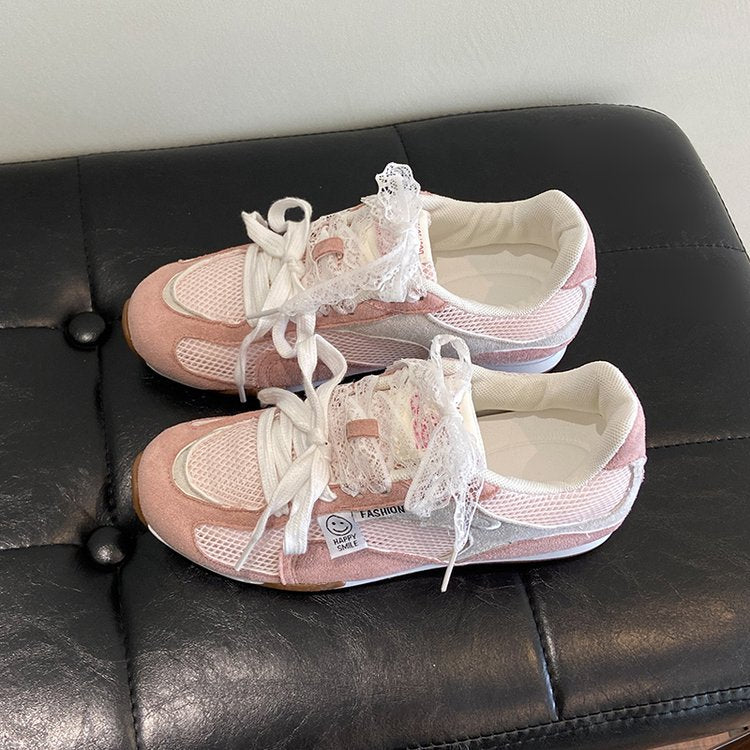 Damen Sneakers im lässigen Design mit innovativer Schnürtechnik und atmungsaktiver Oberflächenstruktur EB