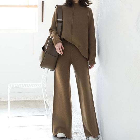 Damen Strickanzug mit weitem Bein und eleganter Passform EB