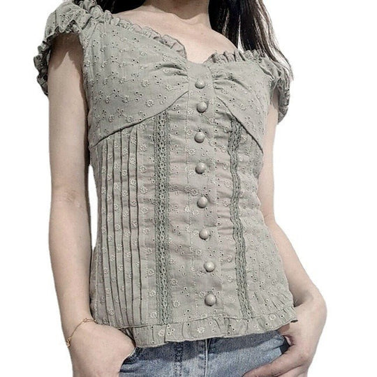 Damenbluse mit romantischem Rüschendesign und dekorativen Knopfdetails EB