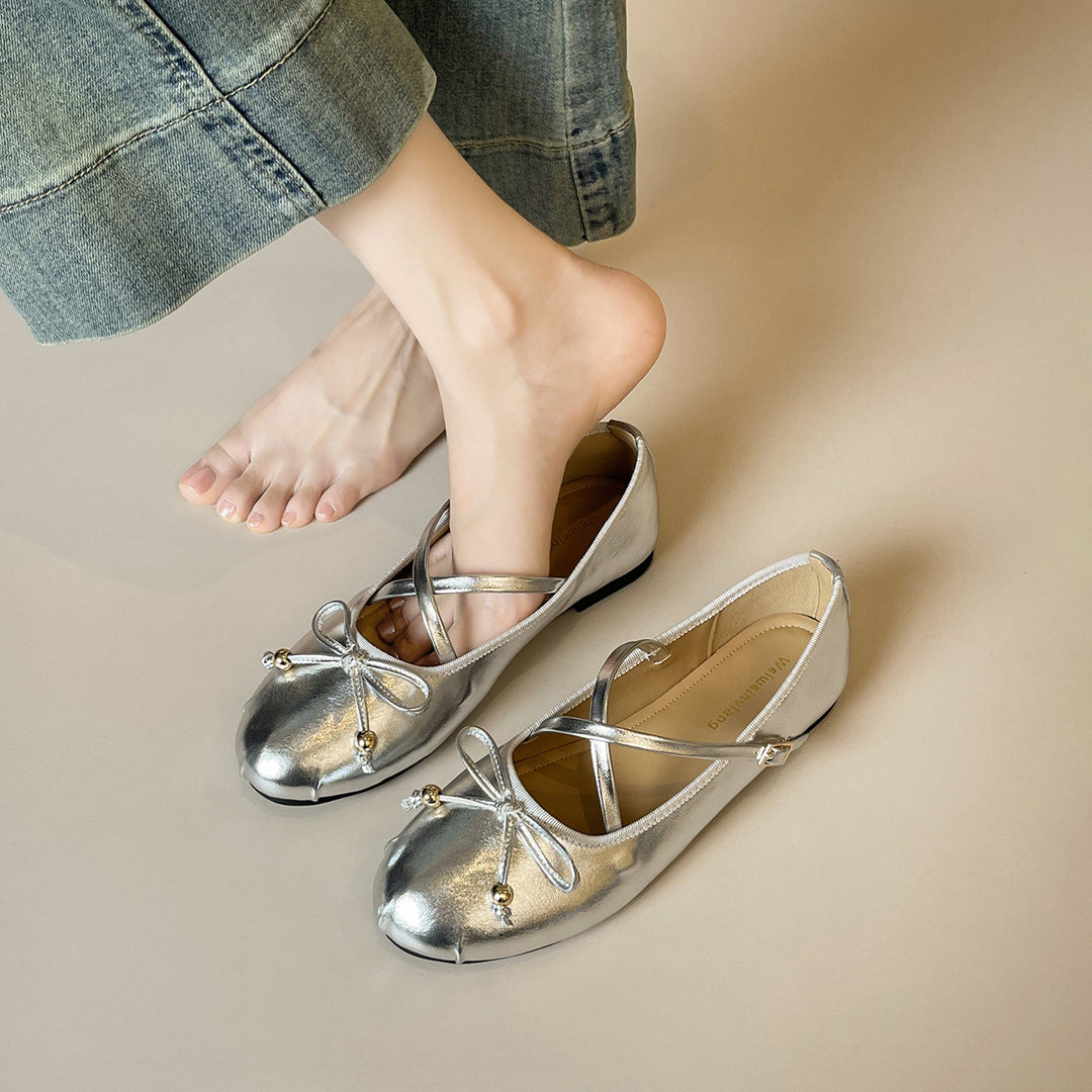 Damen Ballerina mit verstellbarem Riemen und dekorativem Schleifendetail EB