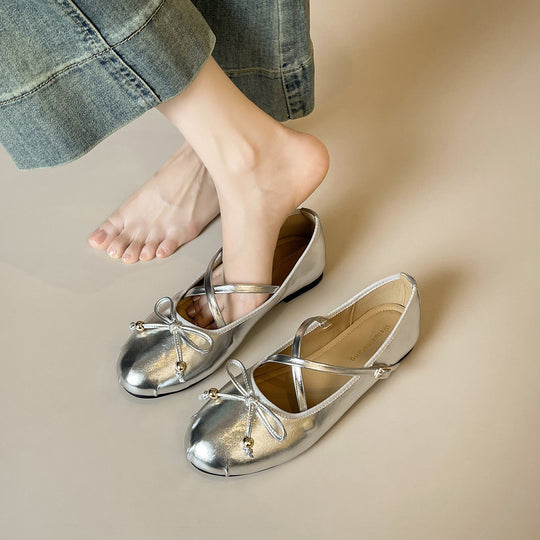 Damen Ballerina mit verstellbarem Riemen und dekorativem Schleifendetail EB