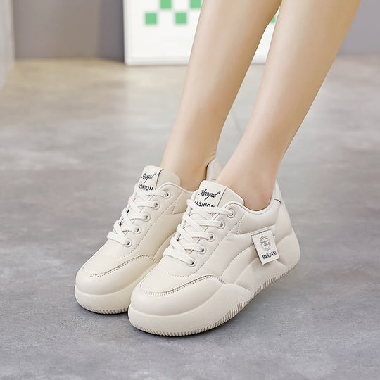 Damen Stylische Sneaker mit robustem Design und bequemer Sohle EB