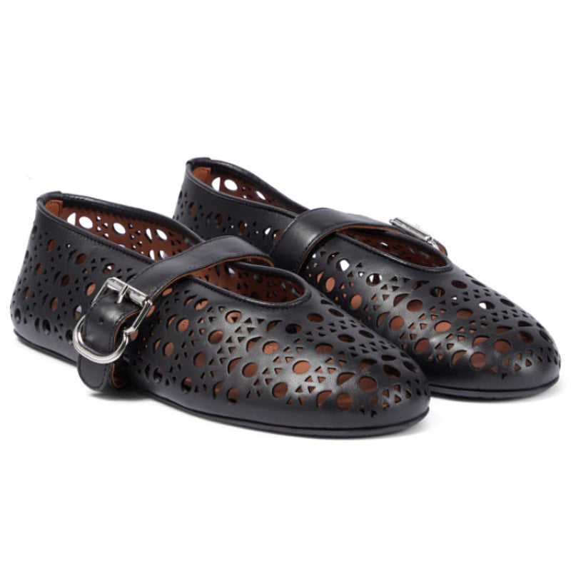 Damen Modische Slipper mit dekorativem Lochmuster EB