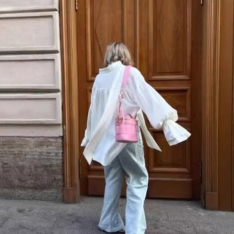 Damen Elegante Bluse mit Schleifenkragen und Volantärmeln EB