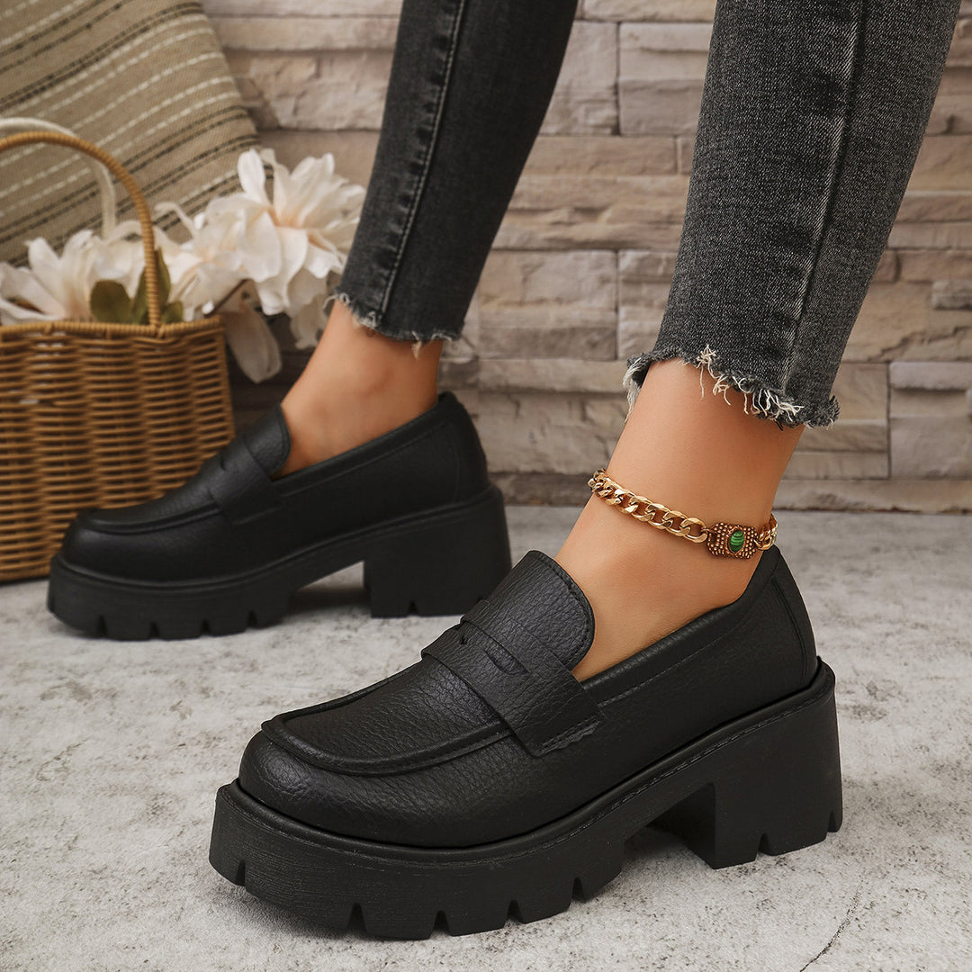 Damen Plateauslipper mit rutschfester Profilsohle und modischem Design EB