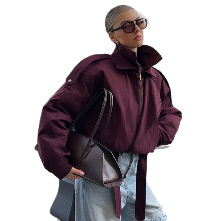 Damen Urbaner Oversized Steppjacke mit hohem Kragen und Gürtel EB