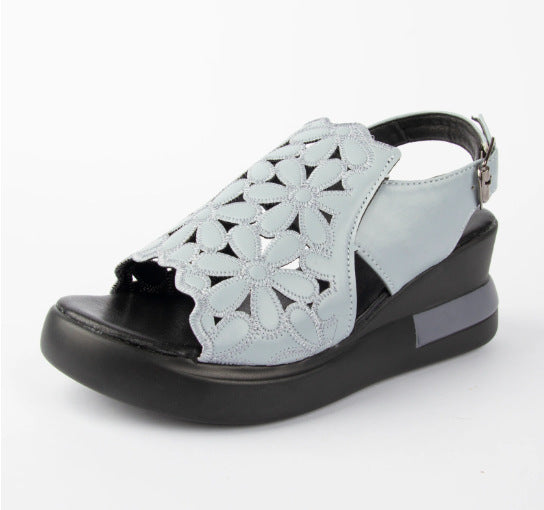 Damen Wedge-Sandalen mit floralem Cut-Out-Design und komfortablem Plateau EB