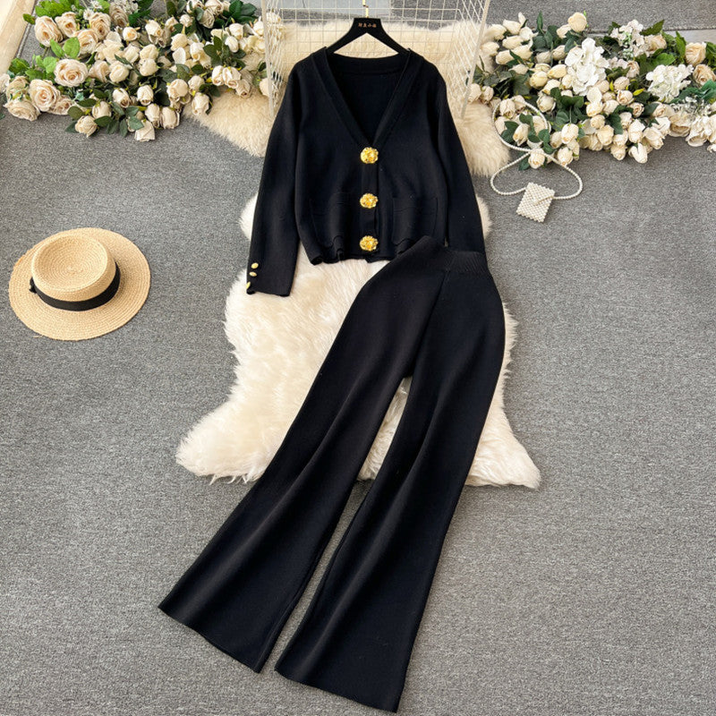 Damen elegantes Strick-Loungewear-Set mit dekorativen Knöpfen und weitem Bein EB