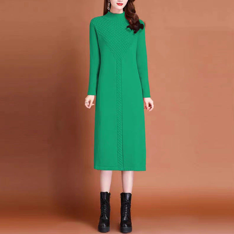 Damen Strickmaxikleid mit hohem Kragen und eleganten Zopfdetails EB