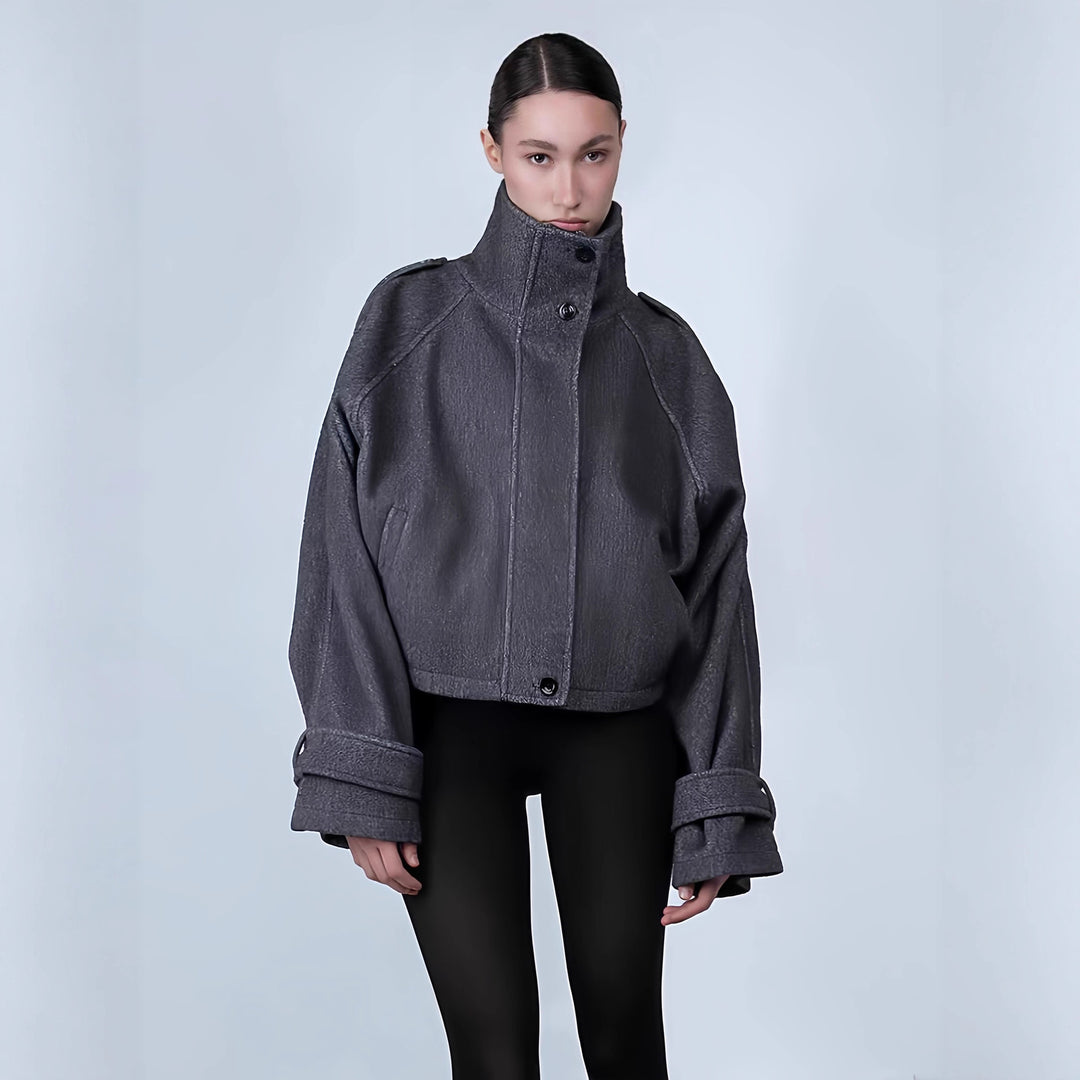 Damen oversized Cropped-Jacke mit hohem Kragen und ausgefallenem Ärmel EB