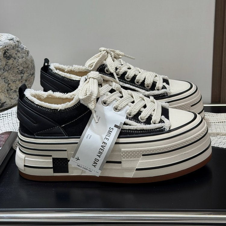 Damen Plateau Sneakers im Street-Style mit modernen Textil-Details EB