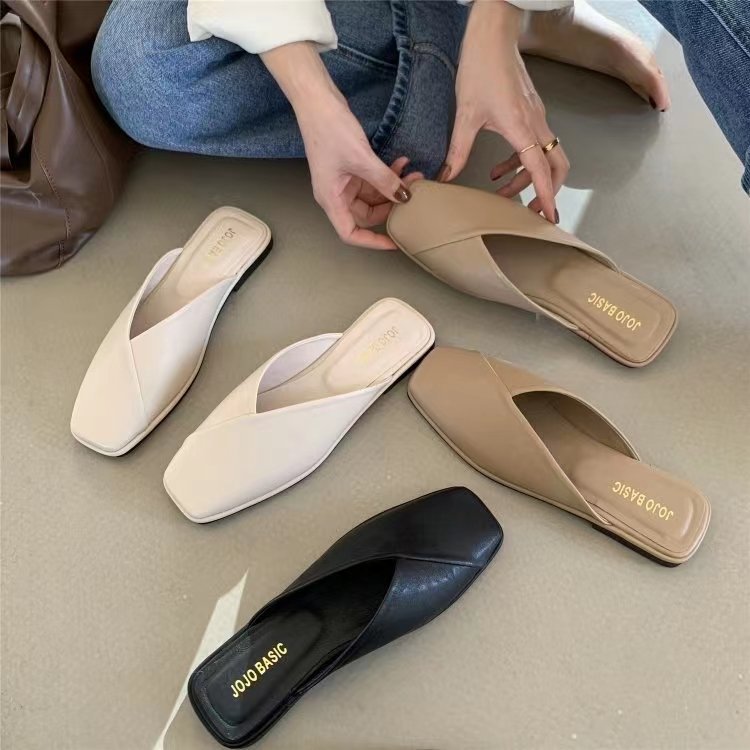 Damen Slip-On Pantoletten mit kunstlederner Oberfläche und bequemem Fußbett EB