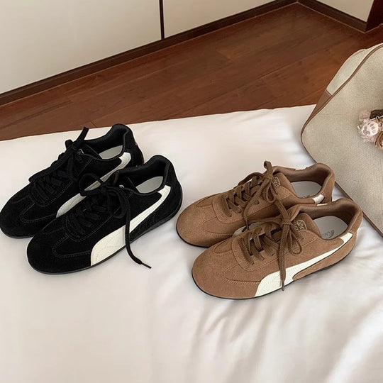 Damen Sneakers mit eleganter Wildleder-Oberfläche und rutschfester Sohle EB