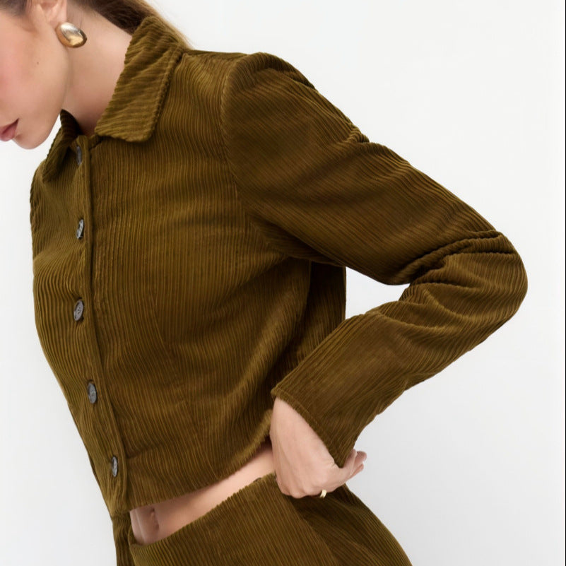 Damen Plissierte Kurzjacke mit Hemdkragen und umgeschlagenen Manschetten EB