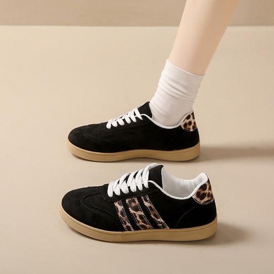 Damen Sneakers aus Wildleder mit modischem Leopardenmuster EB