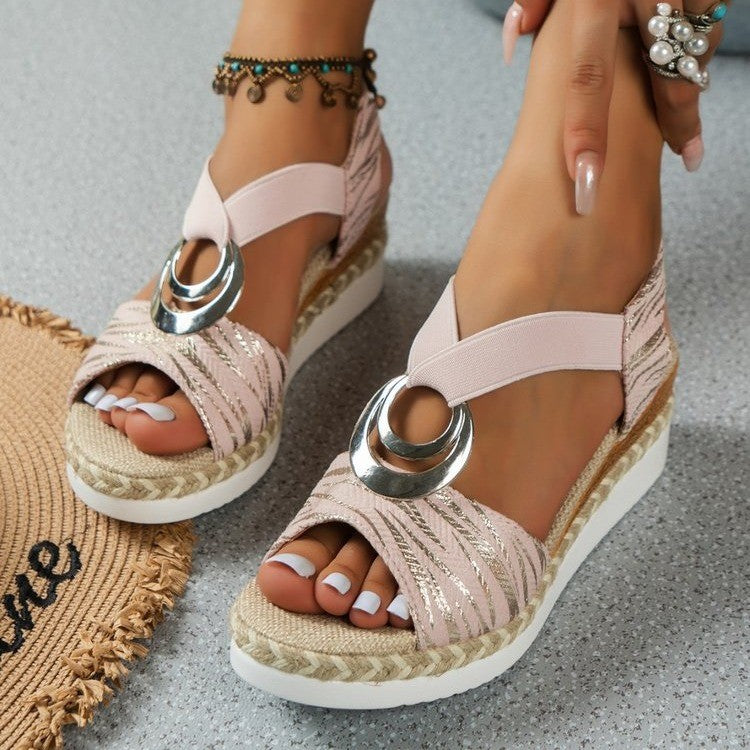 Damen Wedge-Sandalen mit modernen Riemendesign und elegantem Zierelement EB