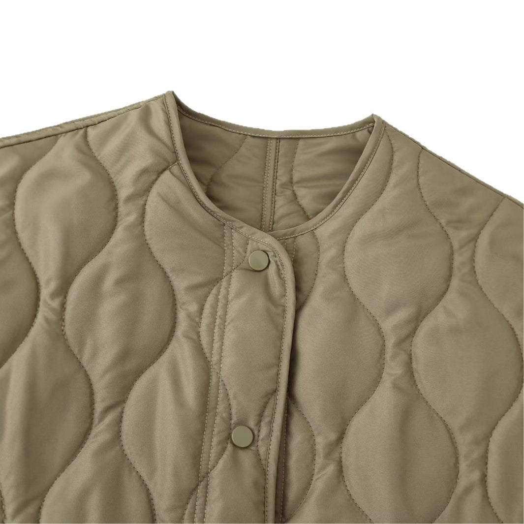 Damen gesteppte Übergangsjacke mit seitlichen Taschen und elegantem Schnitt EB