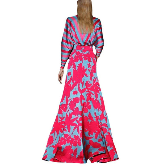 Damen Maxi-Kleid mit schwingendem Saum und tiefem V-Ausschnitt EB