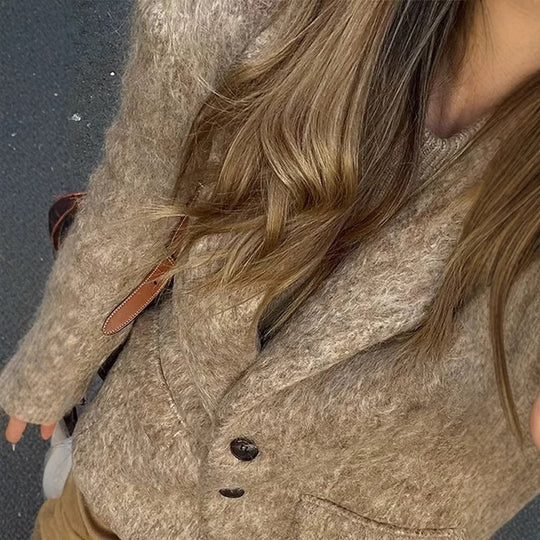 Damen elegante Blazerjacke aus hochwertigem Stoff mit feinem Muster EB