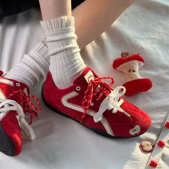 Damen Trendige Sneaker mit sportlichem Design und verspielten Applikationen EB