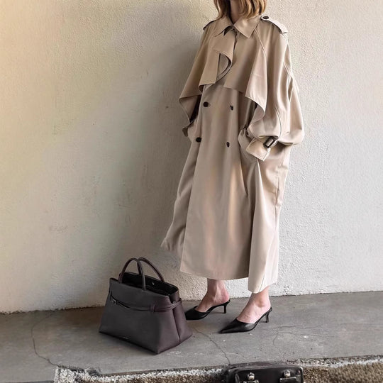 Damen Oversized Trenchcoat mit detailreichen Drapierungen und modischem Schnitt EB