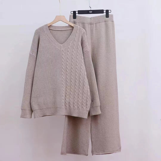 Damen Kuscheliges Strickensemble mit V-Ausschnitt und weitem Bein EB